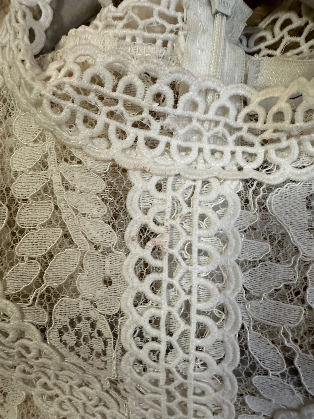 Chicwish your sassy start crochet White Lace High-Neck Sleeveless Top - Picture 5 of 8